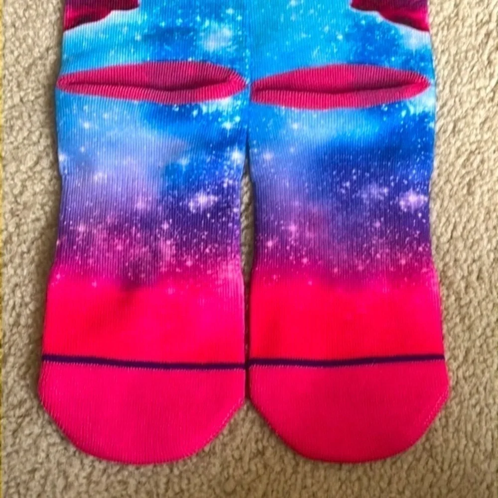 Brand New Hallmark Toe of A Kind Colorful Rainbow Unicorn Kitten Crew Socks
